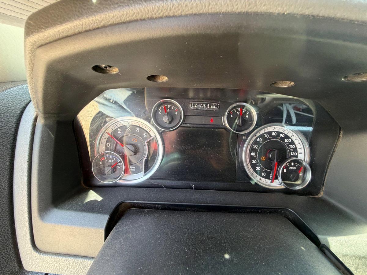 Used 2014 Dodge 2500 Crew Cab 4x4 pickup (Diesel)