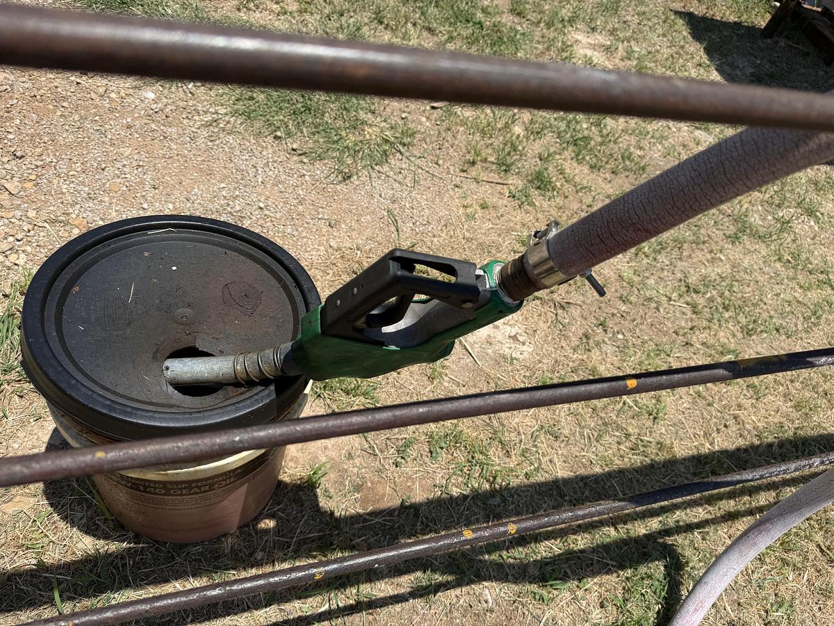 Used 5,000 GALLON FUEL TANK, SKIDDED W/ PUMP