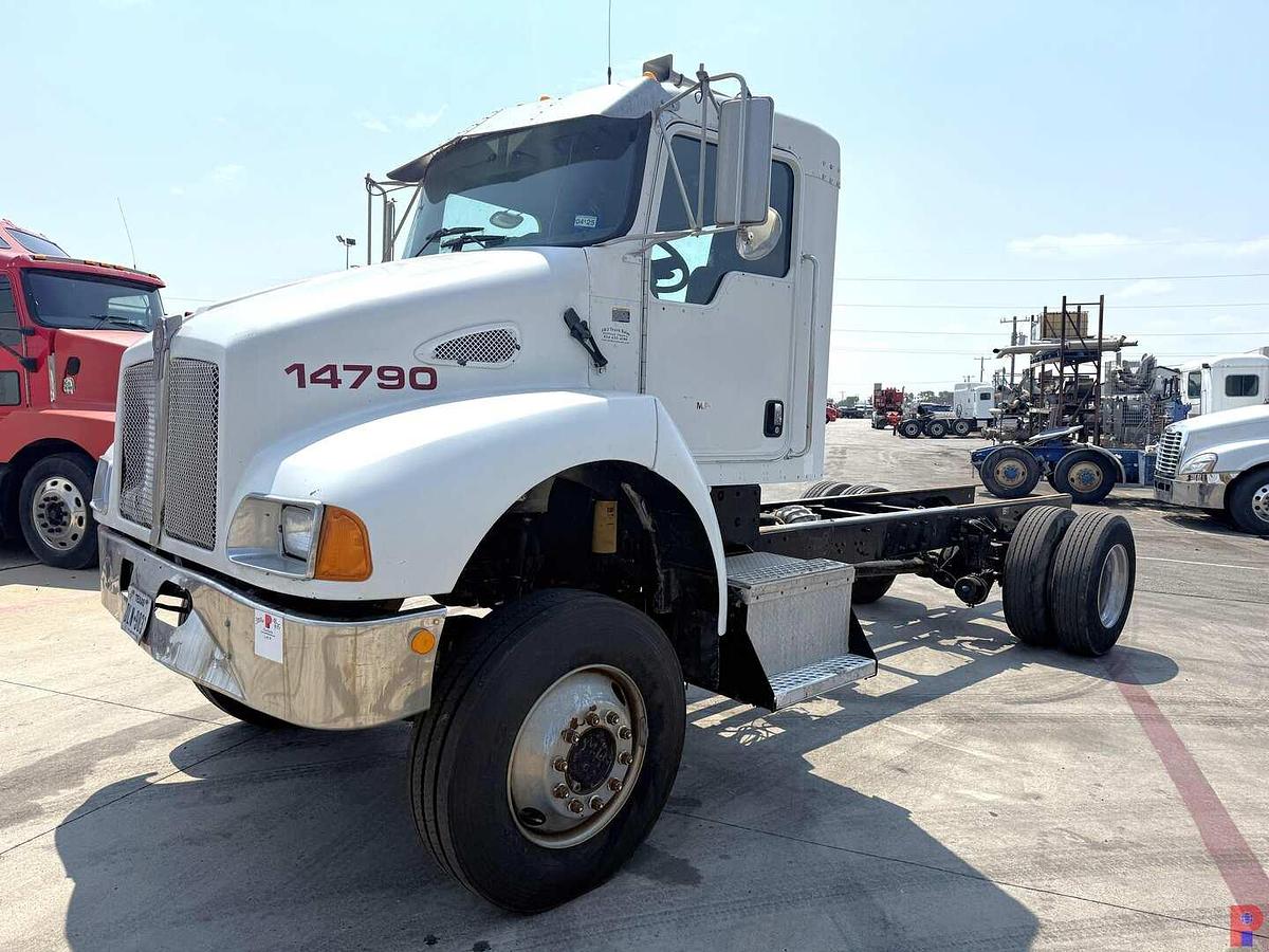 Used 2005 KENWORTH T300 4X4 4WD CAB & CHASSIS