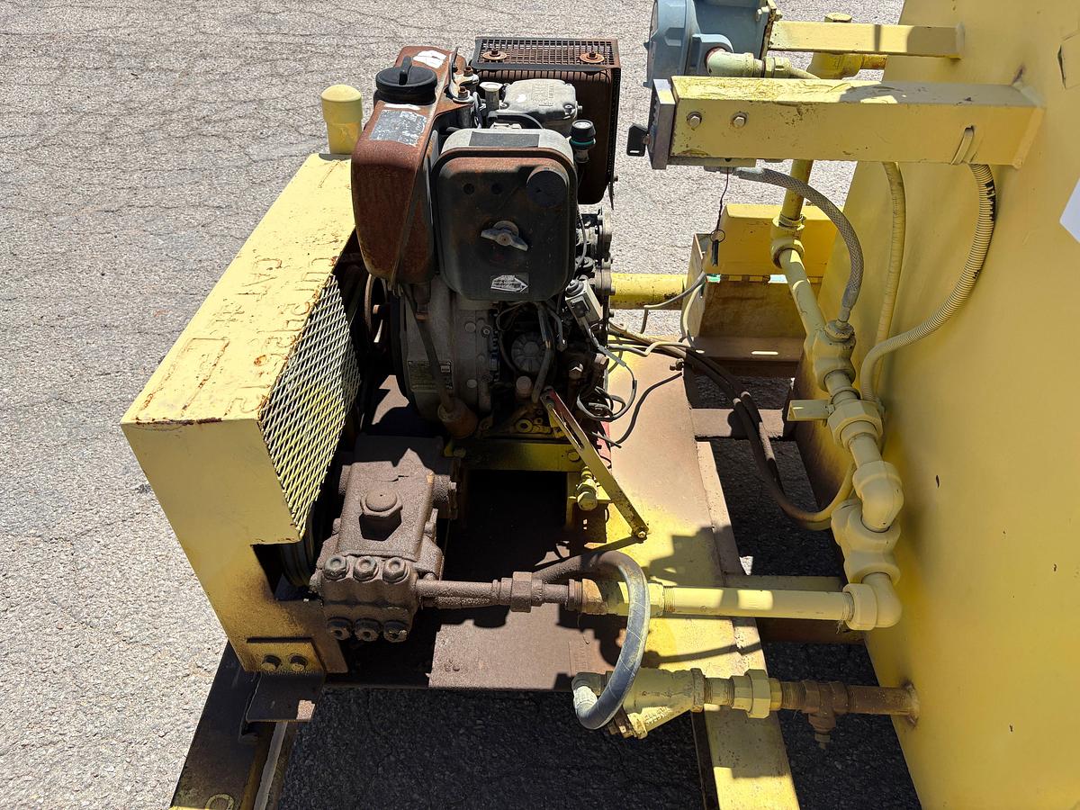 Used 4-station closing unit, skidded, turned over, did not start