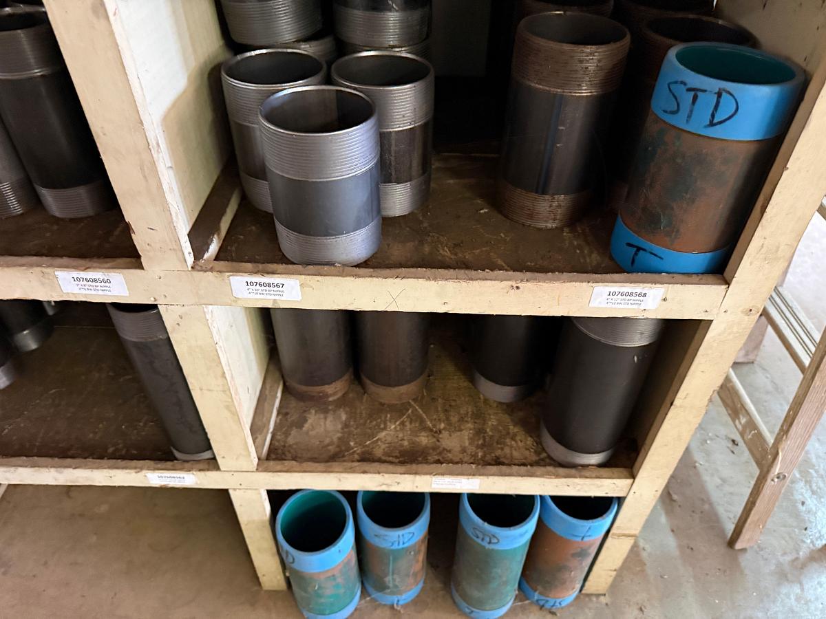 Used SECTION OF (100+) MOSTLY SCH-40 2” THRU 4” PIPE NIPPLES SOME HEAVY WALL