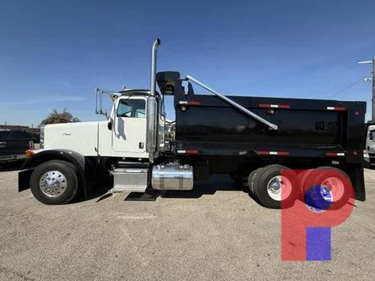 Used 2005 PETERBILT 378 T/A DUMP TRUCK