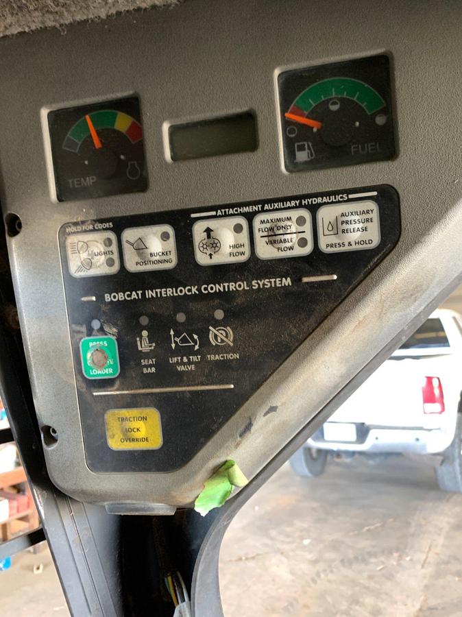 Used BOBCAT S185 Skid Steer