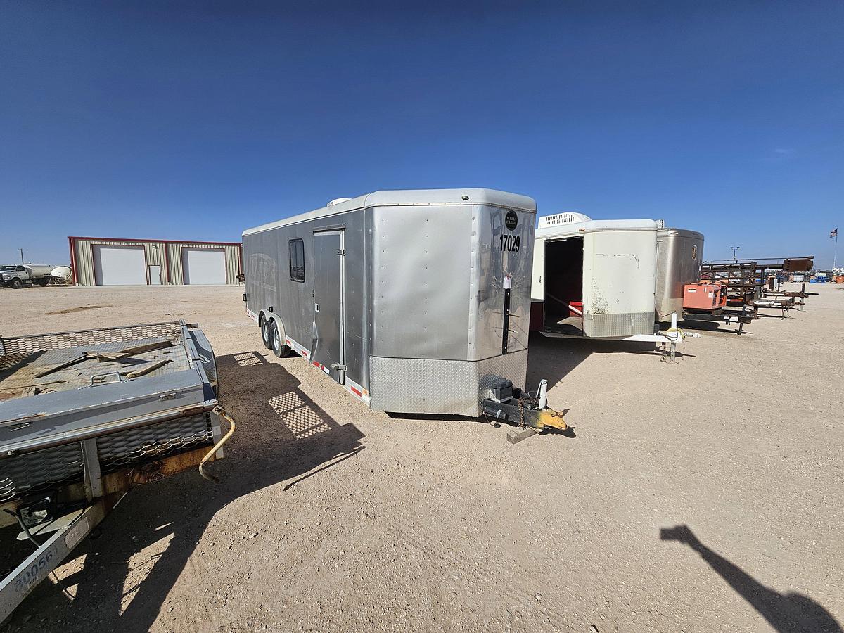 Used 2015 WELLS CARGO 27’ X 8’ T/A BUMPER PULL ENCLOSED TRAILER