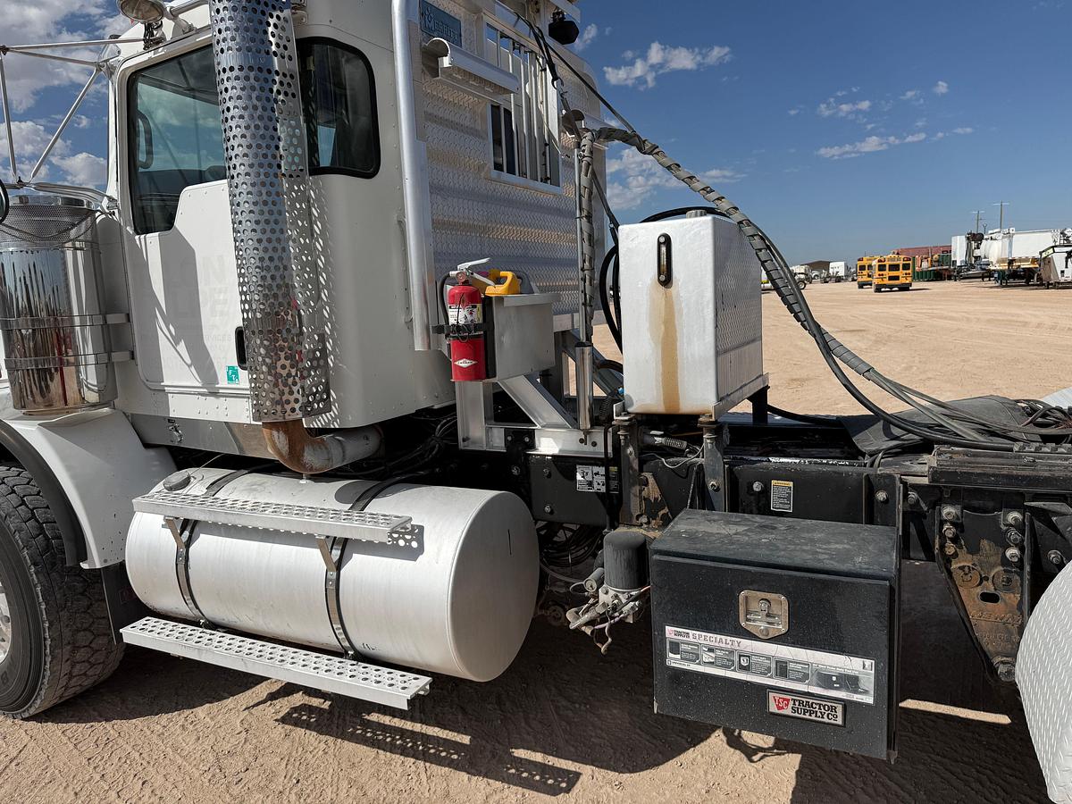 Used 2008 KENWORTH T800 T/A DAYCAB HAUL TRUCK