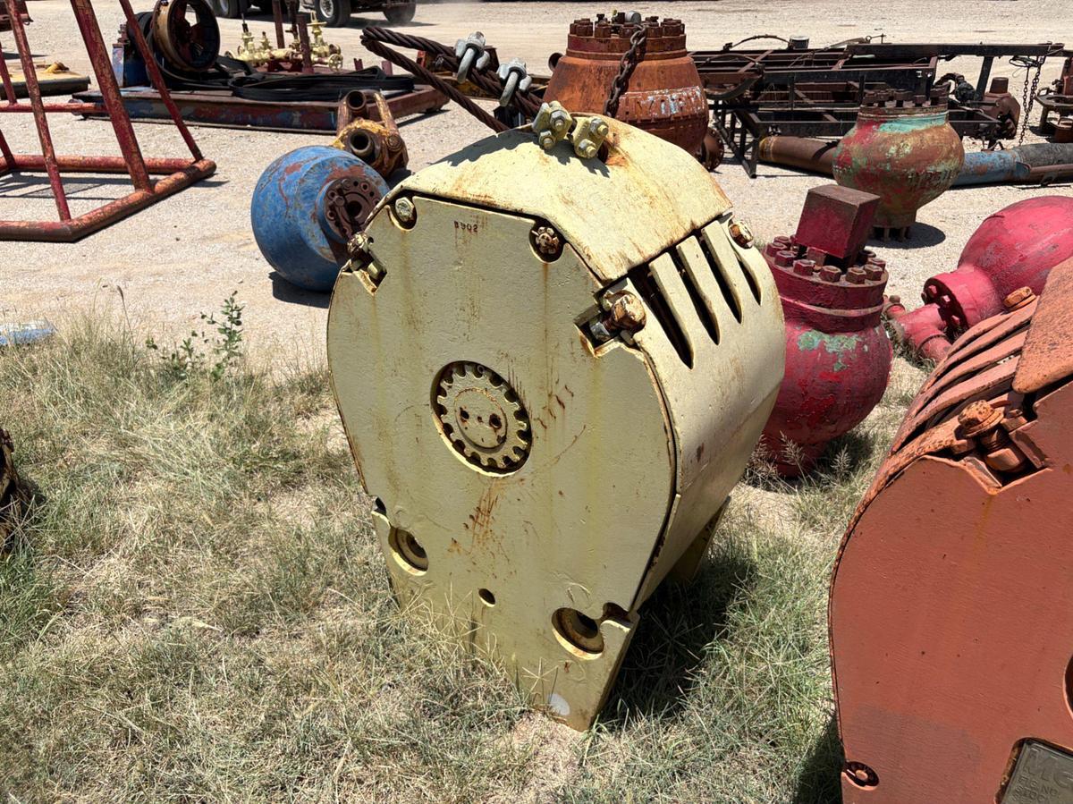 Used Style: 664-30 150 ton 4-sheave block