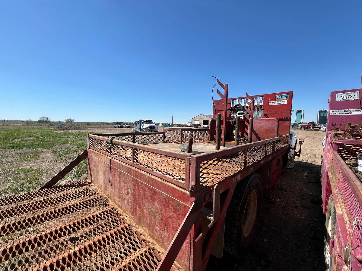 Used 2006 Ford F-650 Super Duty Truck W/ Tool Bed