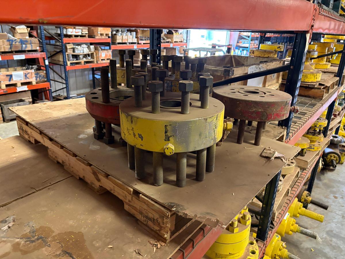 Used (3 shelves) assorted 4”, 5”, & 7” DSAs 5k & 10k psi