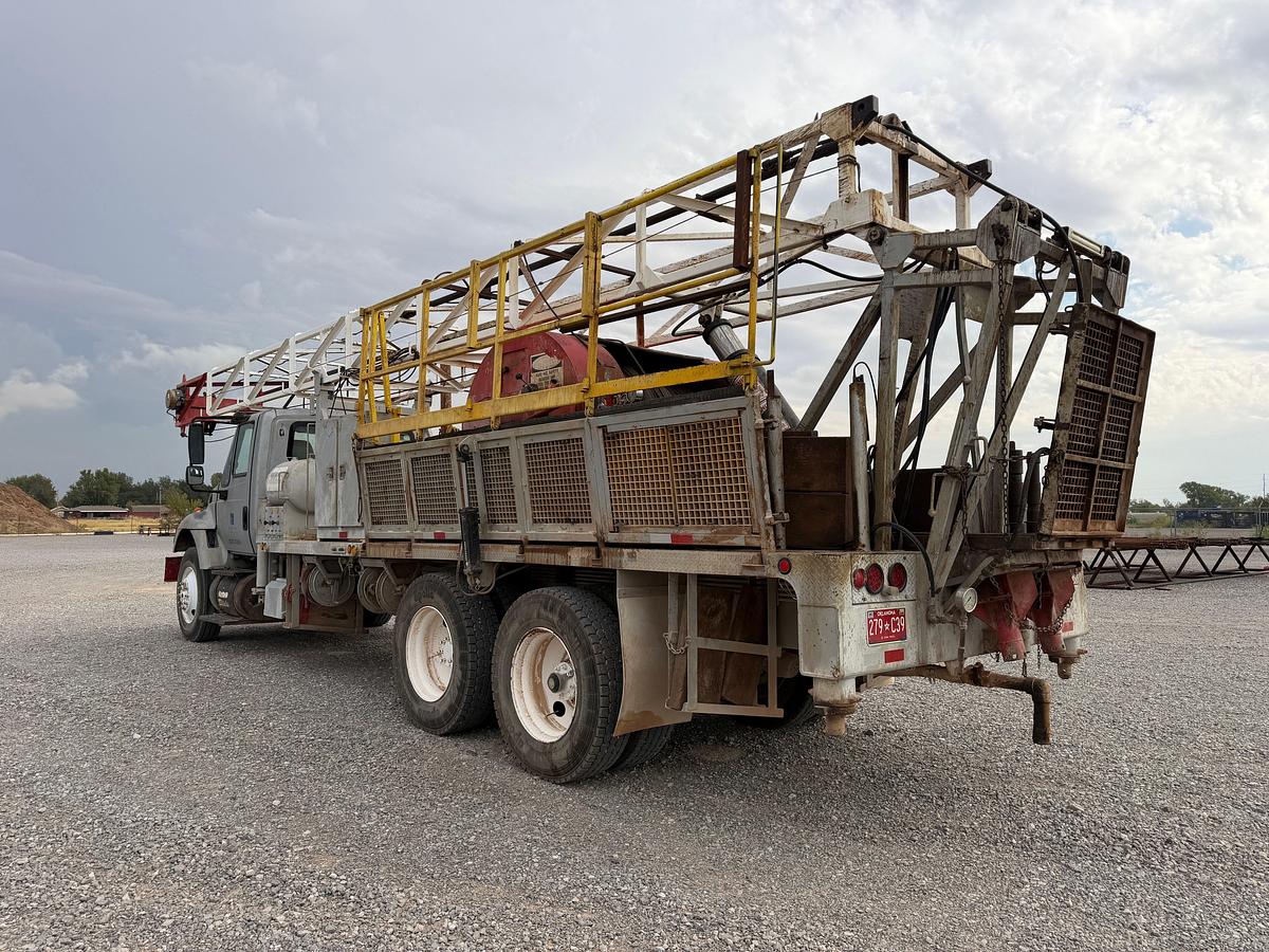 Used WATSON HOPPER SWAB RIG MTD. ON 2007 INTERNATIONAL TRUCK