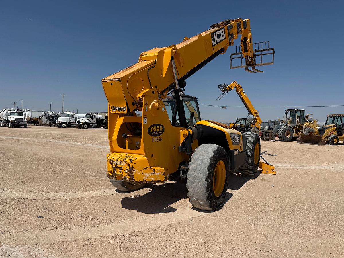 Used 2011 JCB 510-56 10,000lb telehandler forklift