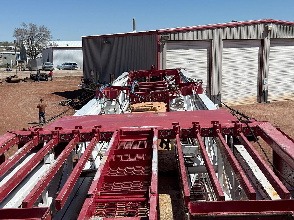 Used 1984 CRANE CARRIER W5384A DD 108’-267K 5-AXLE WELL SERVICE WORKOVER RIG