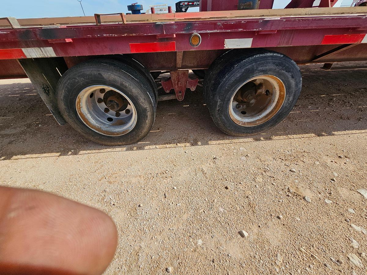 Used 2012 PARKER TRAILERS 30’ X 102” T/A GOOSENECK TOOL TRANSPORT TRAILER