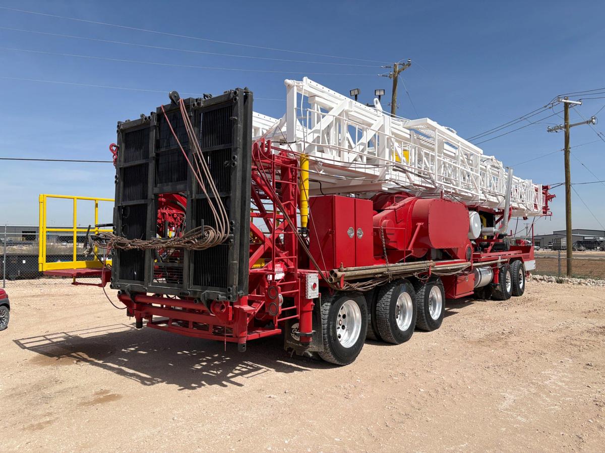 Used 2013 RIG WORKS MUSTANG 600HD DD 5-AXLE WELL SERVICE RIG
