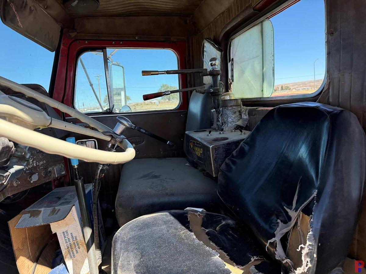 Used 1981 AUTOCAR T/A 30 TON GIN POLE WINCH TRUCK