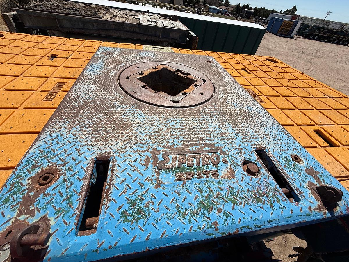 Used 2-SECTION 16.6’ H TELESCOPING SUB STRUCTURE W/ ZP175 ROTARY TABLE, RIGHT ANGLE DRIVE, & 33’ x 120” SKIDDED RIG RAMPS