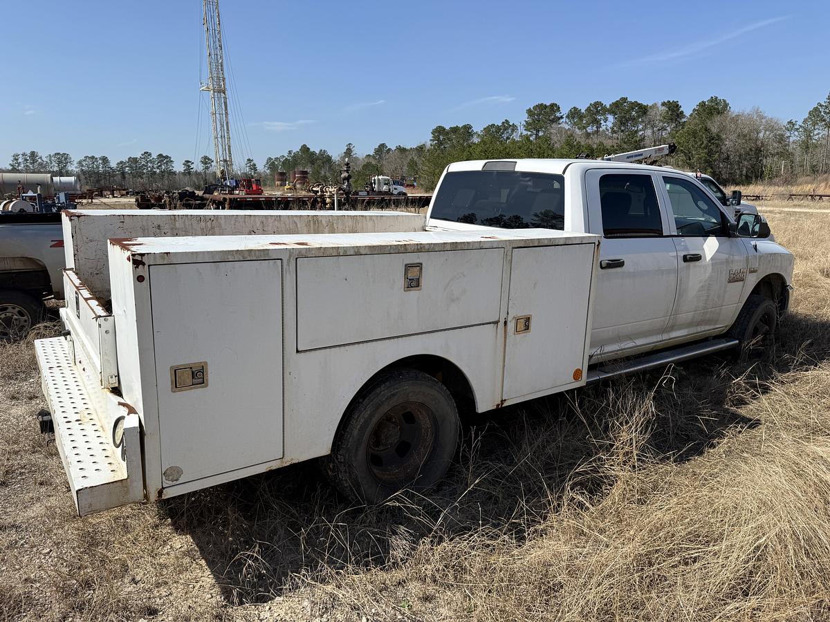 Used 2018 RAM 3500 HD CREW CAB 4WD SERVICE TRUCK