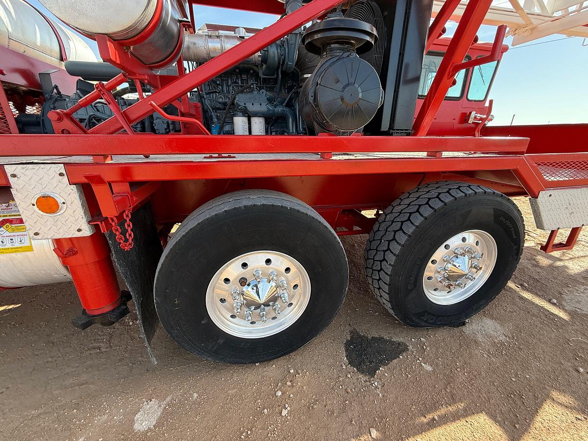 Used 2012 RIG WORKS MUSTANG 550 DD 104’-275K 5-AXLE WELL SERVICE RIG