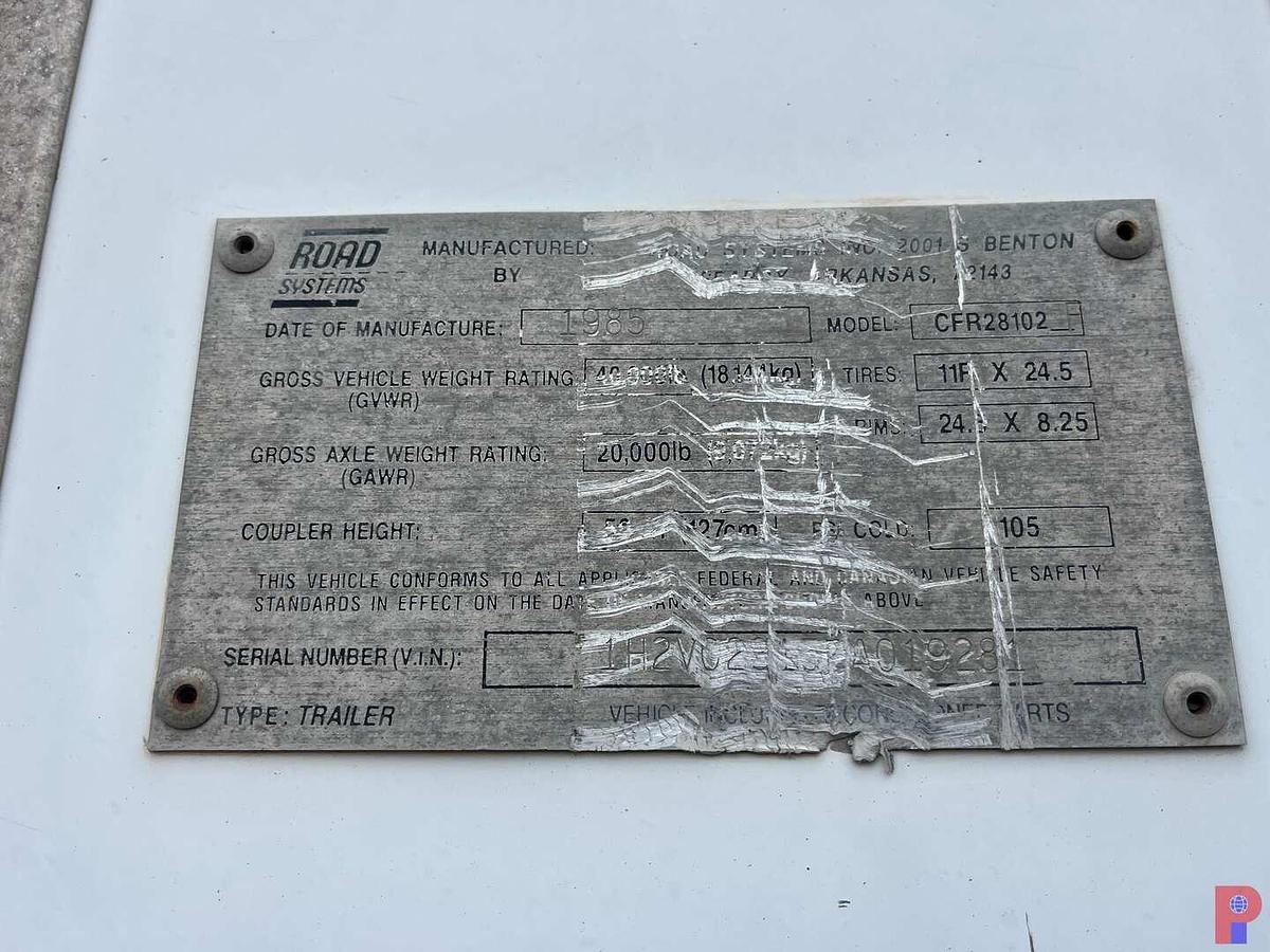 Used 1985 ROAD SYSTEMS 26’ S/A VAN CARGO TRAILER