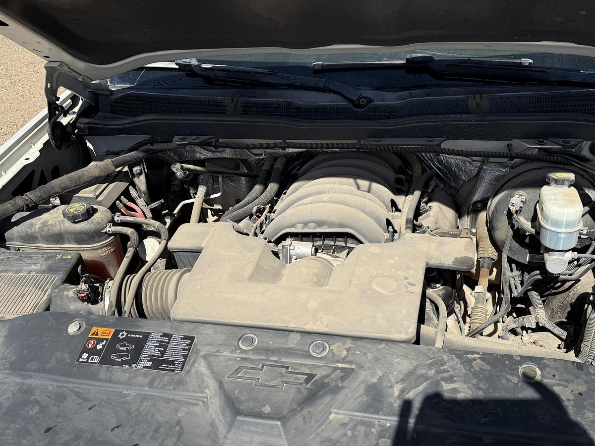 Used 2014 CHEVROLET SILVERADO 1500 HIGH COUNTRY 4WD CREW CAB PICKUP