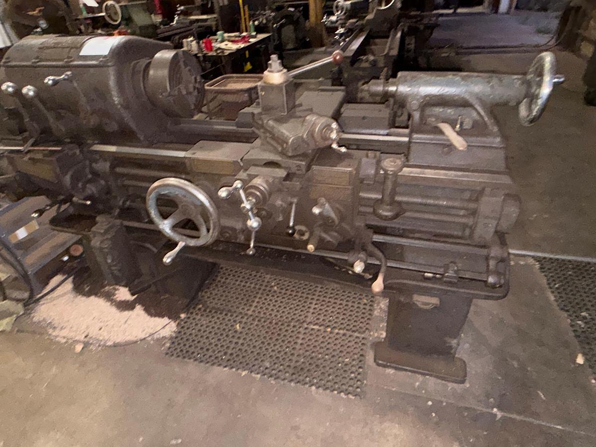 Used 1942 REED-PRENTICE CORP. 14” SLIDING GEAR HEAD HORIZONTAL LATHE