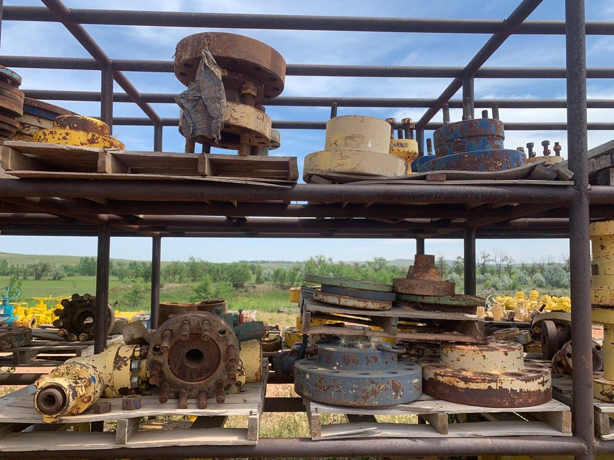 Used (6) Shelves of DSA’s, Flanges and Weco Flanges