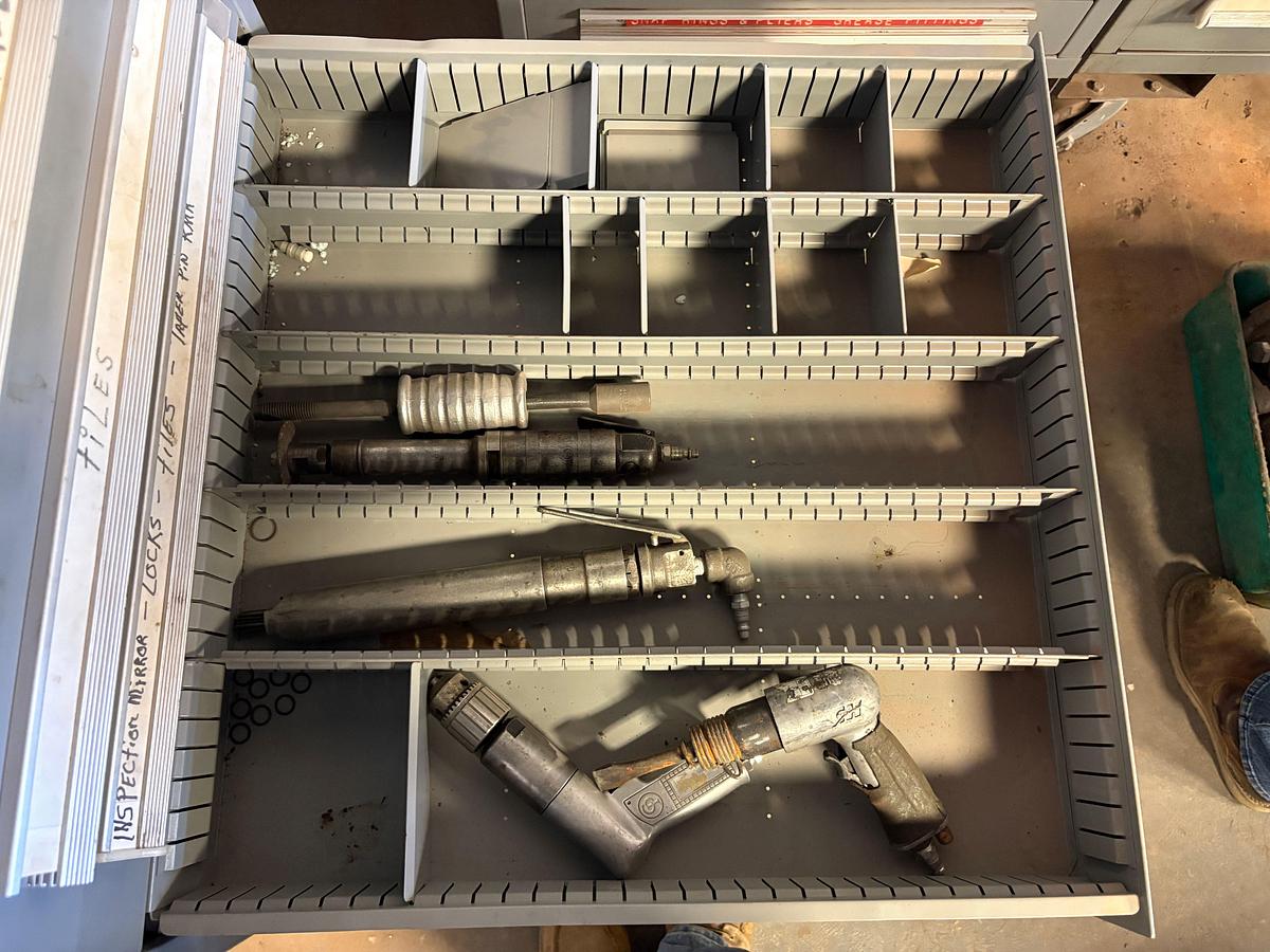 Used Lyon MS-II safety link 13-drawer rolling toolbox w/ assorted machine shop tools