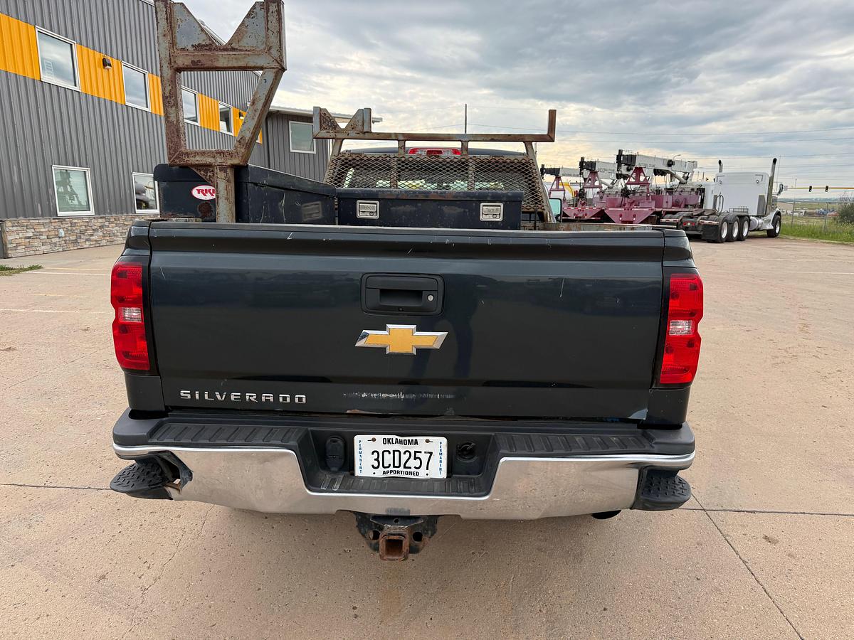 Used 2018 CHEVROLET SILVERADO 2500HD 4X4 CREW CAB PICKUP TRUCK