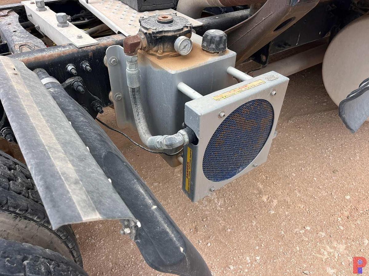 Used 2015 FREIGHTLINER CASCADIA T/A SLEEPER HAUL TRUCK (INOP)