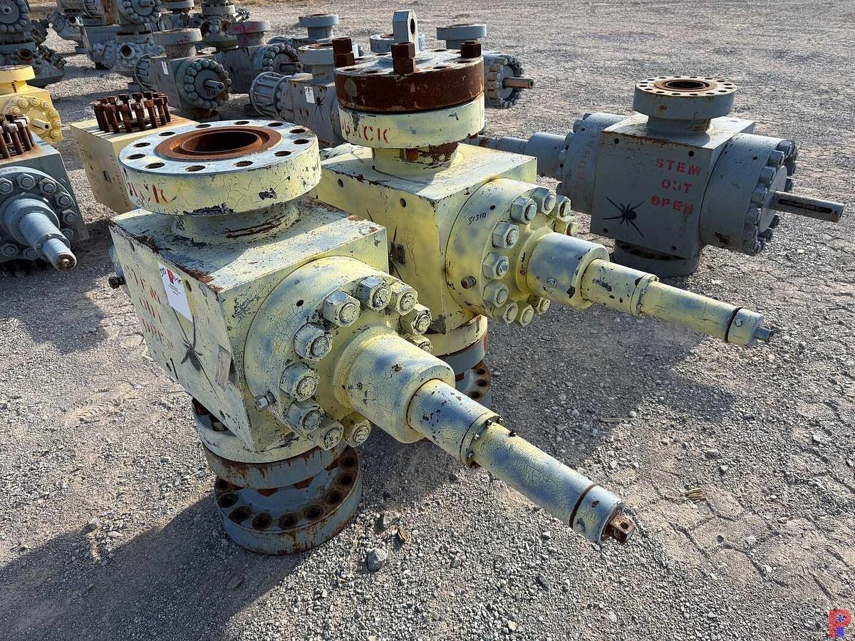 Used (2 X $) 7-1/16” 10K WP MANUAL FRAC VALVES