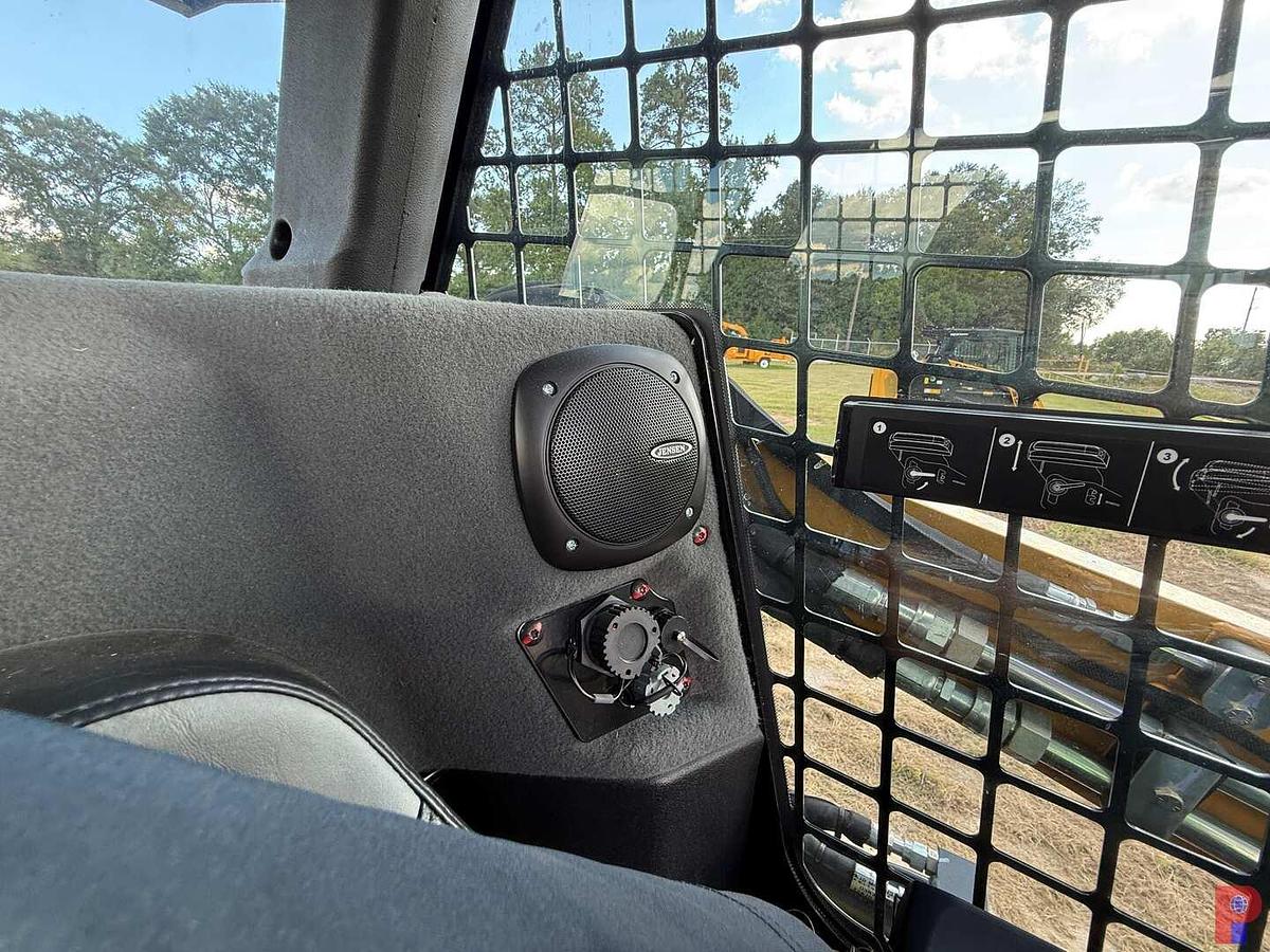 Used (NEW) 2023 ASV RT75HD COMPACT SKID STEER LOADER**2YEAR 2000 HOURS**