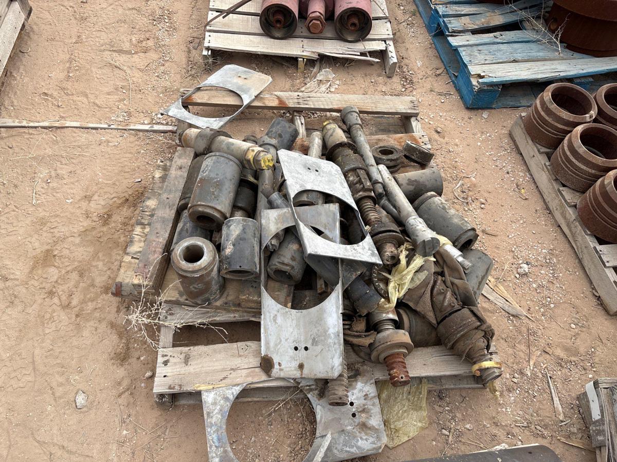 Used (7 pallets) assorted ring gaskets, pneumatic impact wrenches, hangers, & valve stems