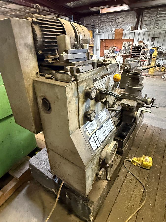 Used STANDARD-MODERN TOOL CO. MODEL 41570 26”x30” BENCH LATHE
