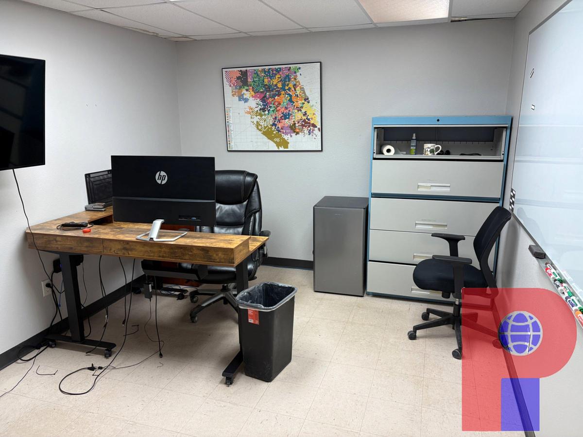 Used CONTENTS OF SHOP UPSTAIRS OFFICE