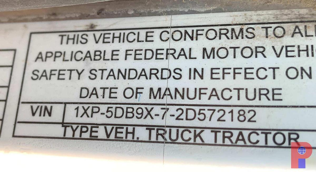 Used 2002 PETERBILT 379 EXT HOOD T/A 68” SLEEPER TRUCK