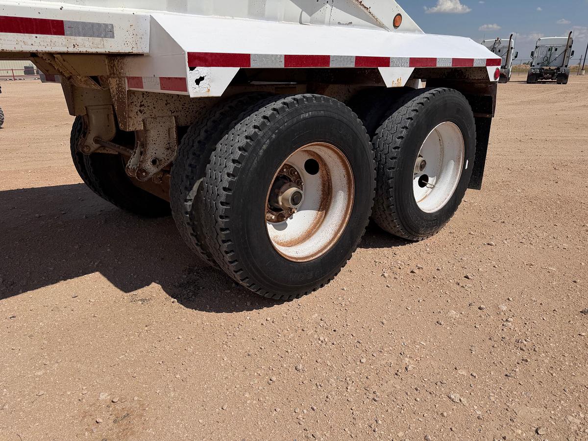 Used 2006 CTS BDT-40 23.5 YD Belly Dump Trailer