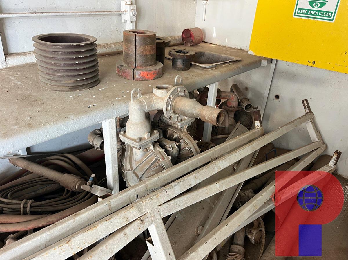 Used NATIONAL 8-P-80 TRIPLEX MUD PUMP P/B 750HP TRACTION MOTOR