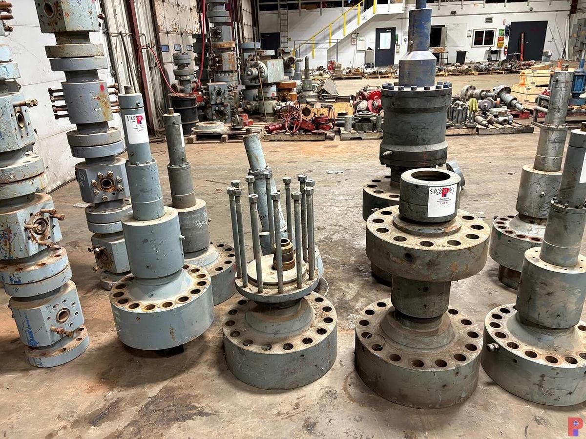 Used (6X$) FRAC VALVE STEM & BONNET FLANGES W/ (1) HYDRAULIC ACTUATOR