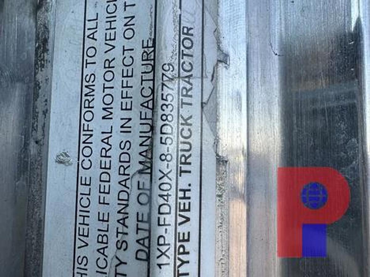 Used 2005 PETERBILT 378 T/A DUMP TRUCK