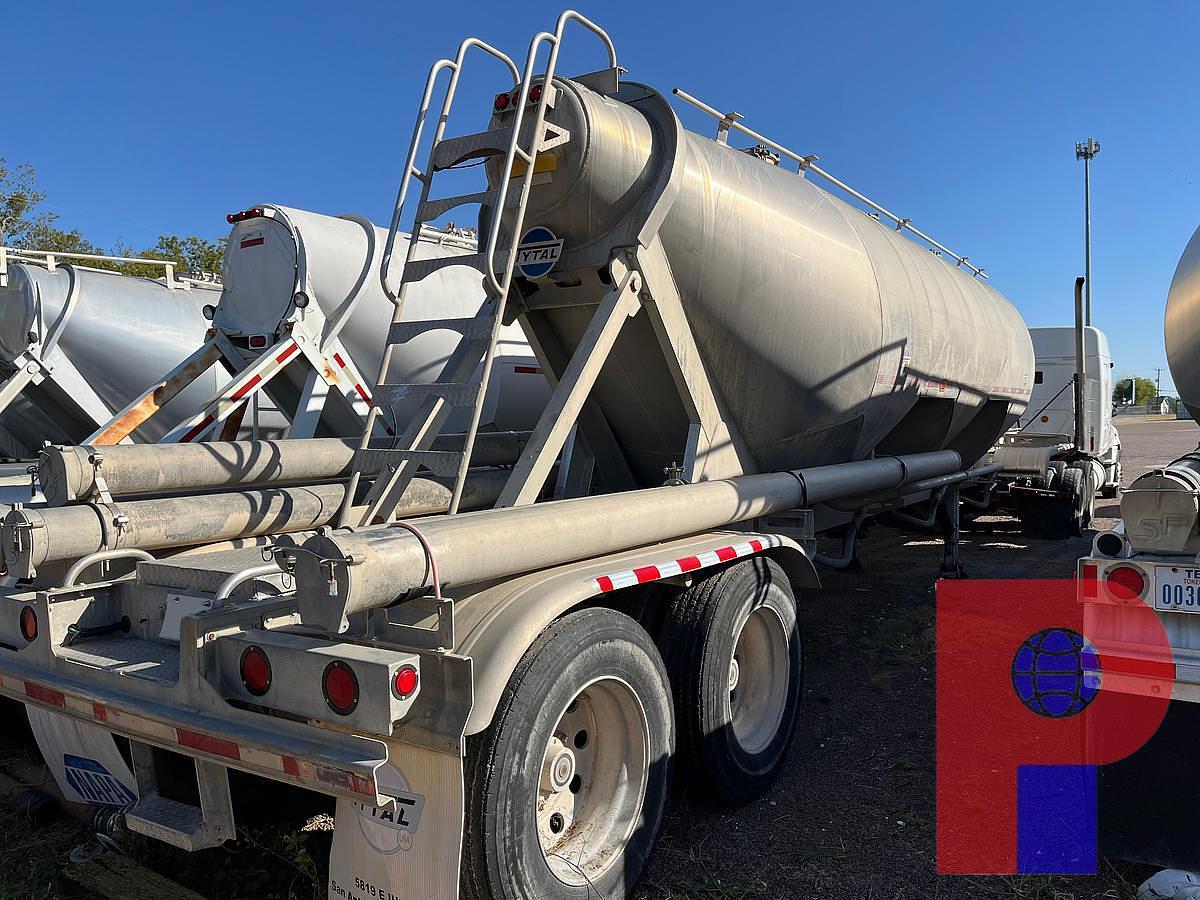 Used 2015 TYTAL PNEUMATIC TRAILER