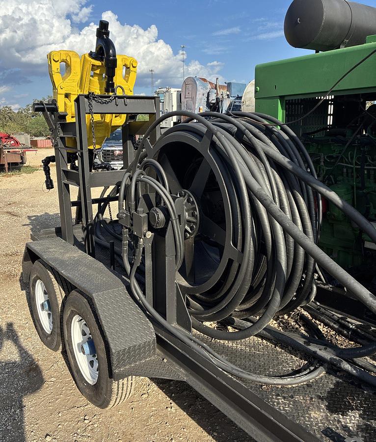 Used BOWEN 3.5 120-TON POWER SWIVEL P/B JOHN DEERE 350-HP MTD. T/A BP TRAILER