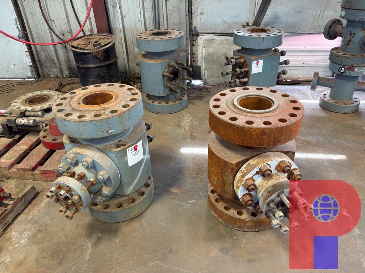 Used (4X$) 7-1/16” X 4-1/16” 15K FLUID CROSSES