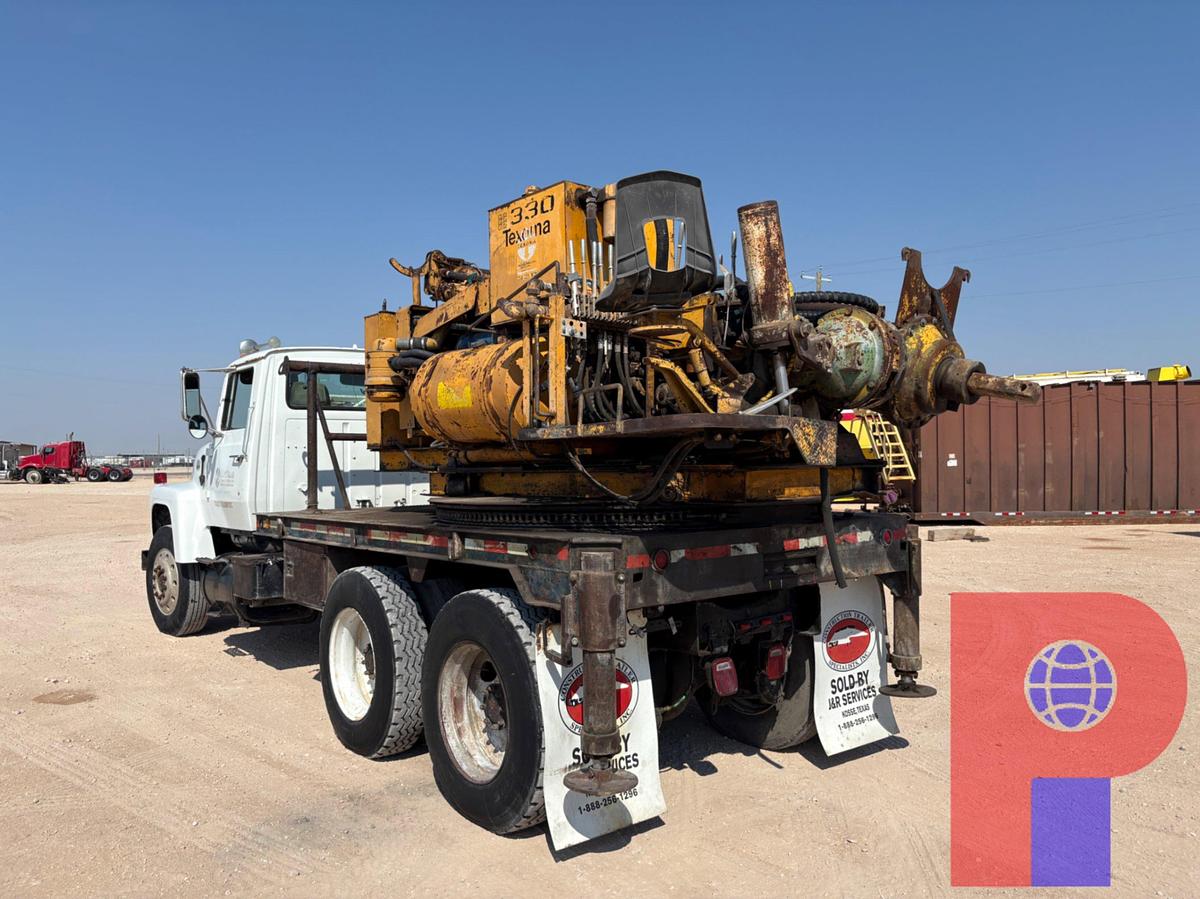 Used TEXOMA 330 PRESSURE DIGGER MTD ON 1983 FORD LT9000 T/A DAYCAB TRUCK