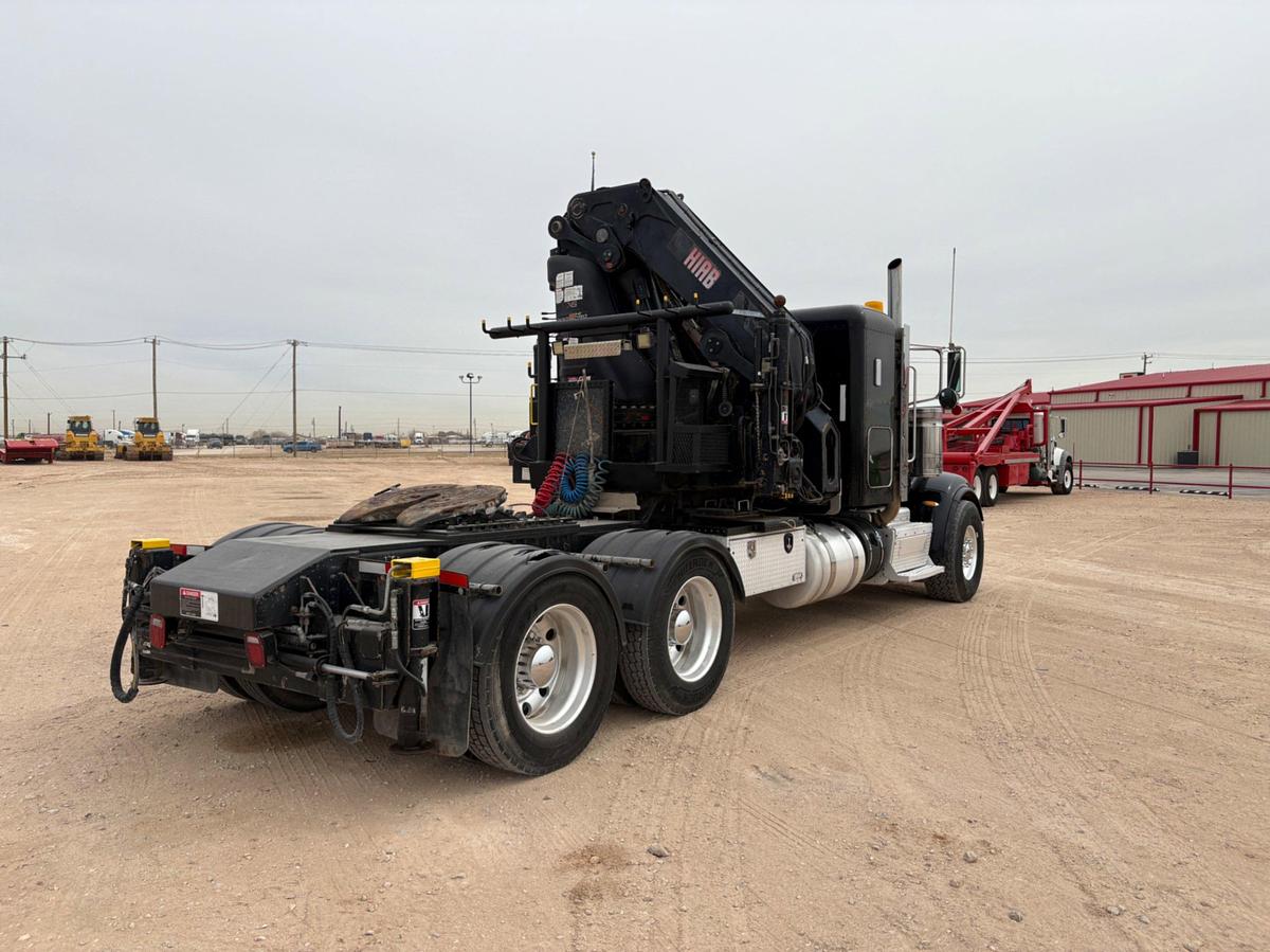 Used 2014 PETERBILT 367 T/A SLEEPER KNUCKLE BOOM CRANE TRUCK