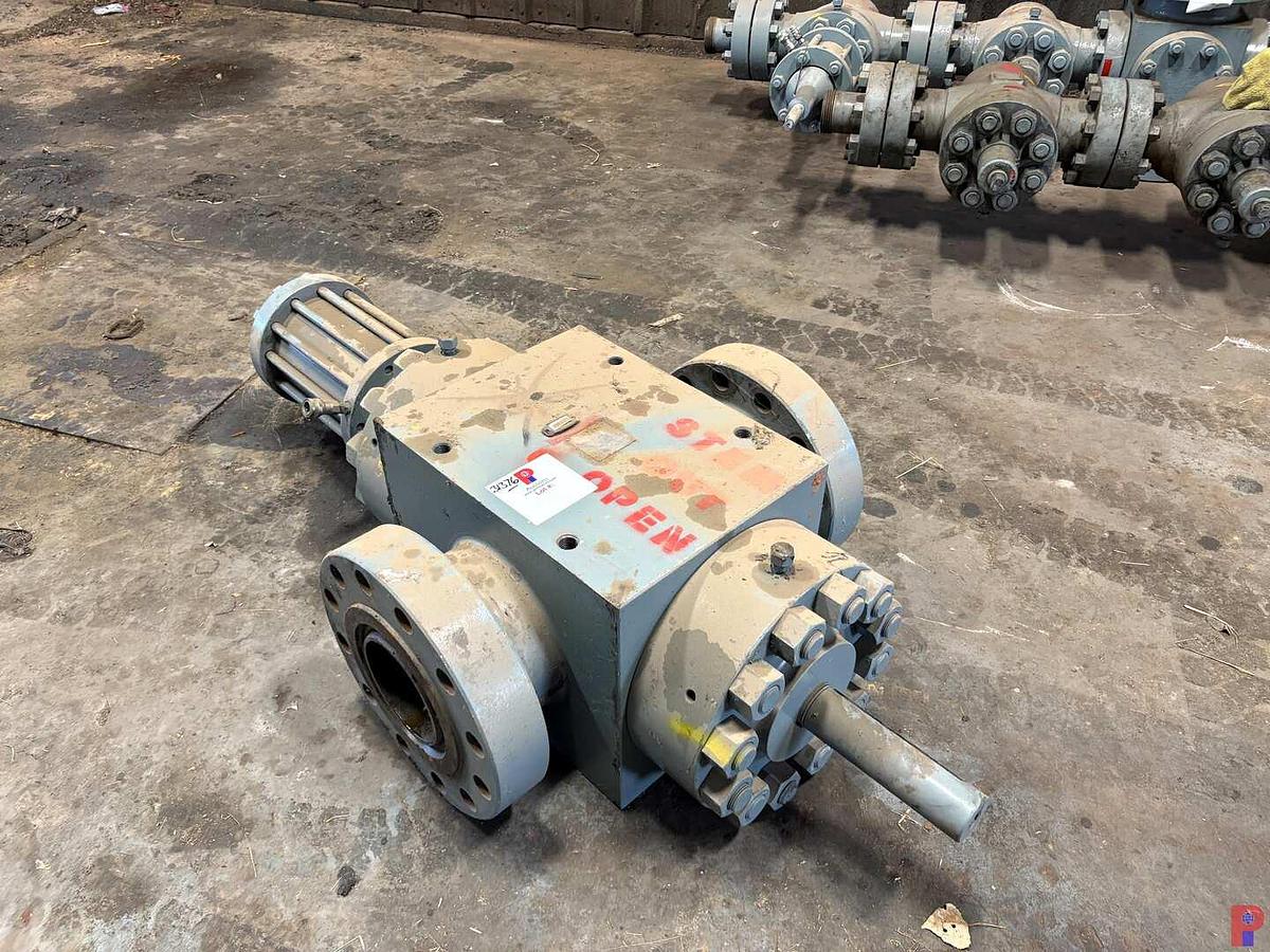 Used 7-1/16” 10K HYDRAULIC FRAC VALVE