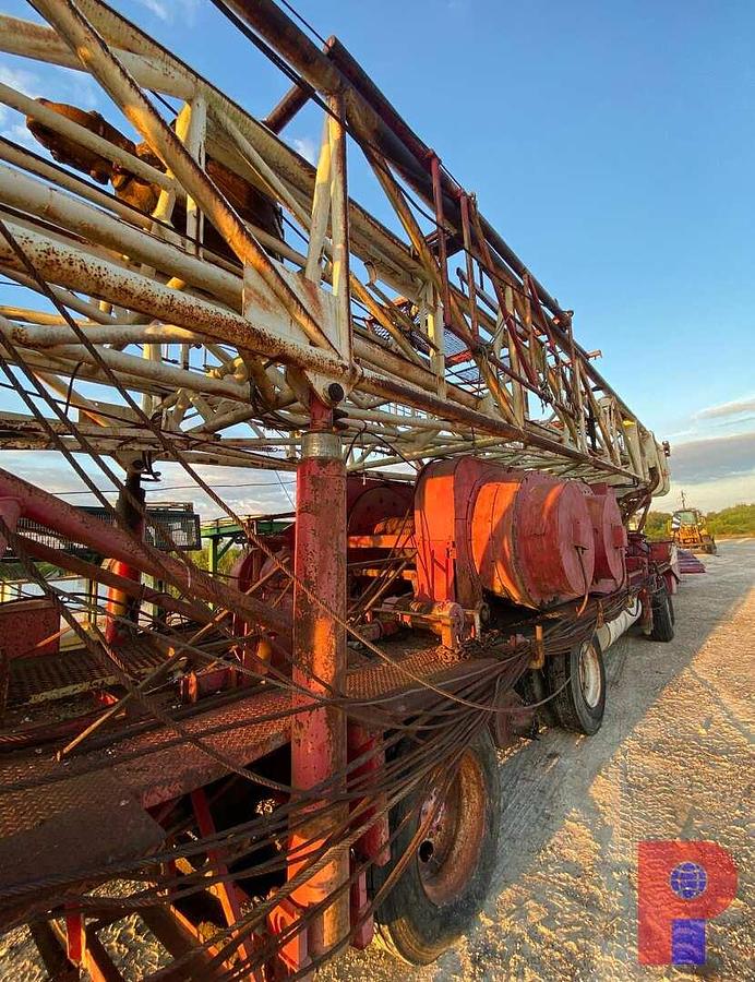 Used Franks 1287-160 DD 5 AXLE WELL SERVICE RIG