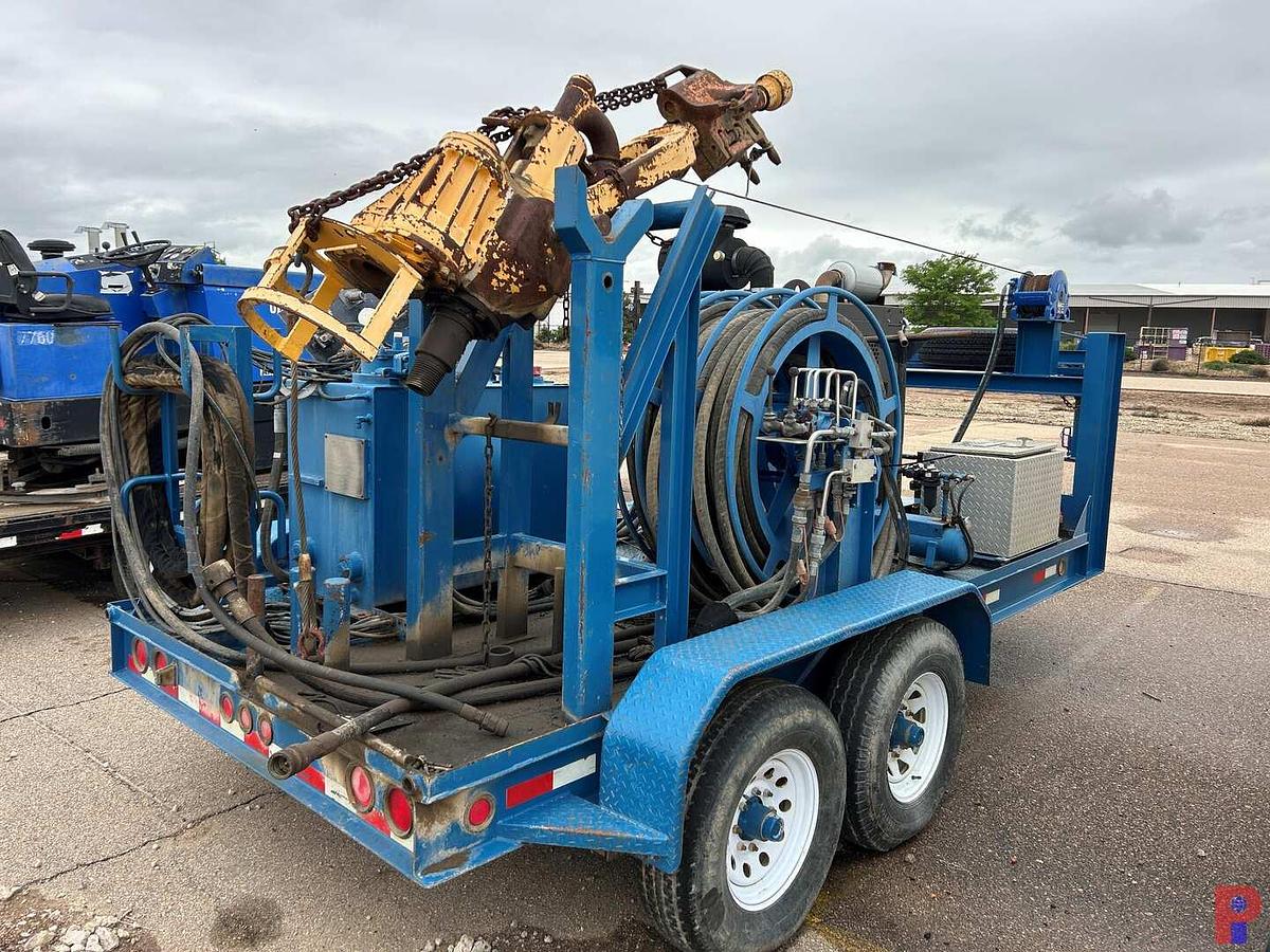 Used NOV BOWEN S85 GNT 85 TON POWER SWIVEL MTD. ON 2011 GOOSENECK TRAILER