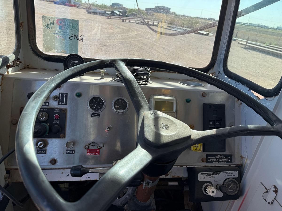 Used 2012 RIG WORKS MUSTANG 550 DD 104’-275K 5-AXLE WELL SERVICE RIG