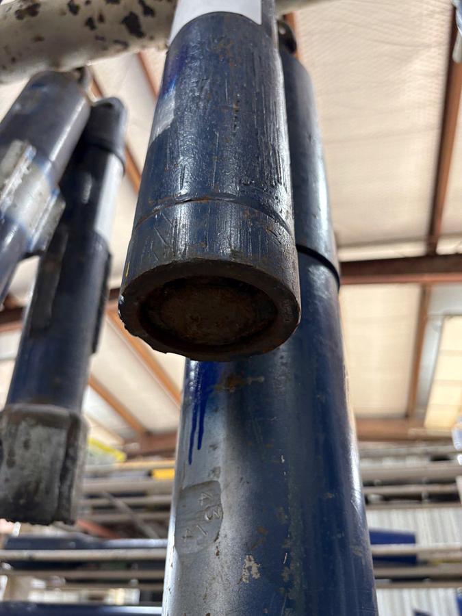 Used 3-1/2”od magnet w/ cut lip guide