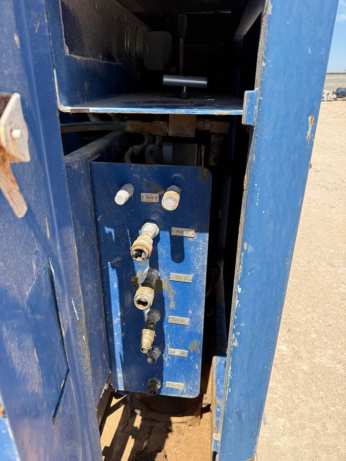 Used SELF CONTAINED 20K WP GREASE INJECTION UNIT COMBO P/B 8.4-KW ISUZU DIESEL GENERATOR