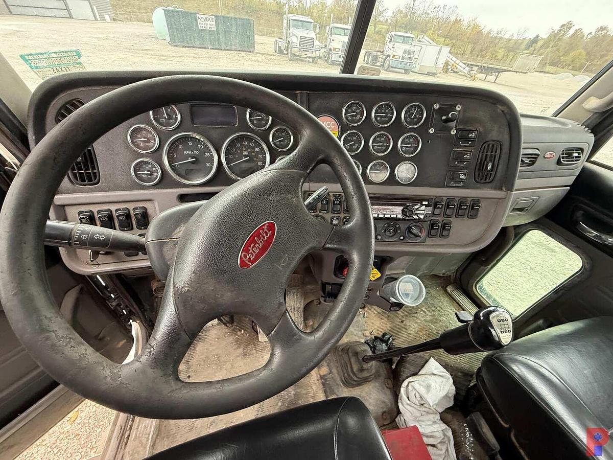 Used 2012 PETERBILT 386 T/A DAY CAB TRUCK TRACTOR (RUNS, INOP)
